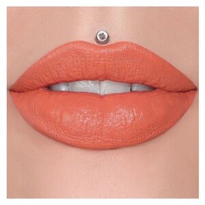 NIB Jeffree Star Cosmetics Velvet Trap Lipstick - Wyoming Iced Tea